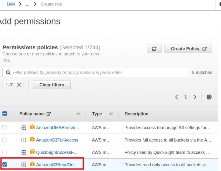 Hinzufügen von Richtlinien zur Rolle.